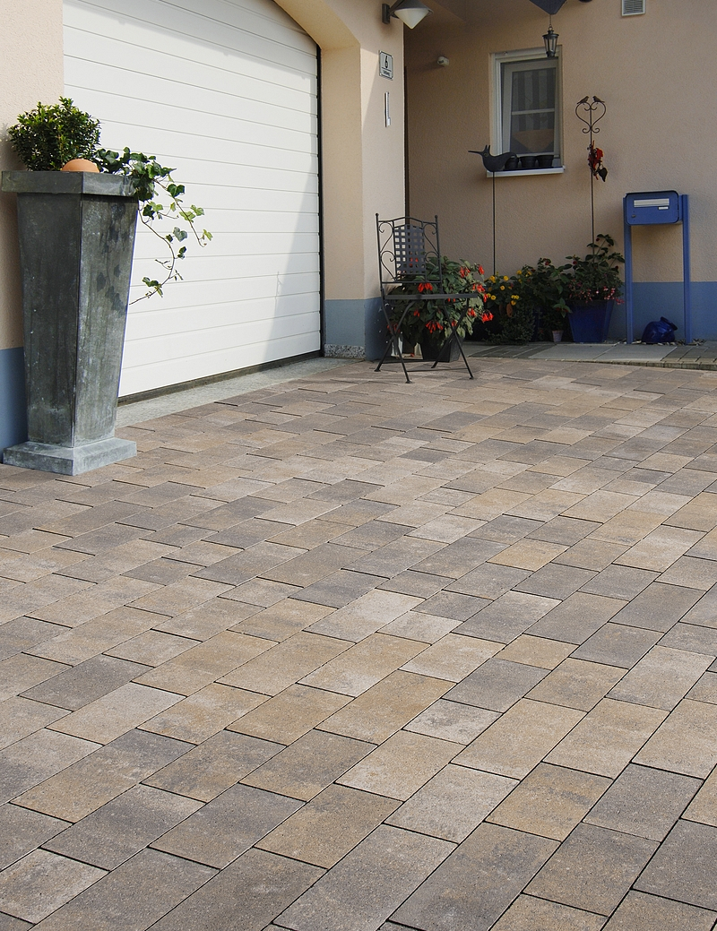 Germania Linear® Calcaire Coquillier Nuancé Pavé Béton Nuancé Multi-formats Ep. 8CM  0,83m²